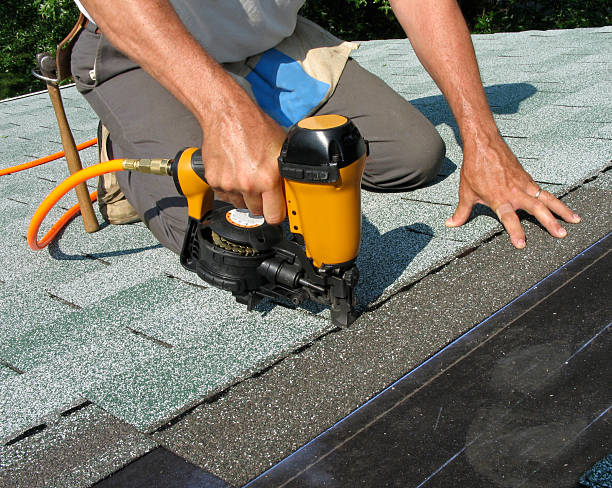 Quick and Trustworthy Emergency Roof Repair Services in Bellmore, NY
